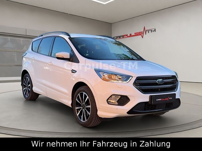 Ford Kuga 100.000 km 15.900 € Kastorf 23847