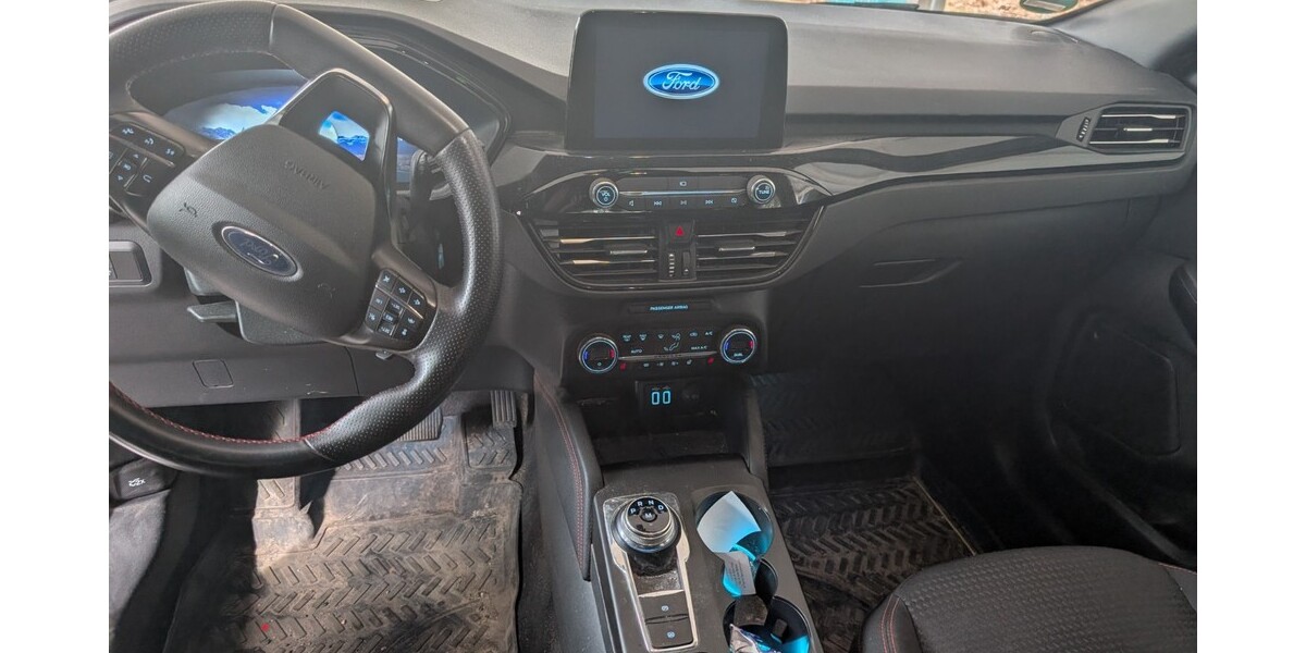 Ford Kuga 95.000 km 14.500 &euro; Bad Saarow 15526