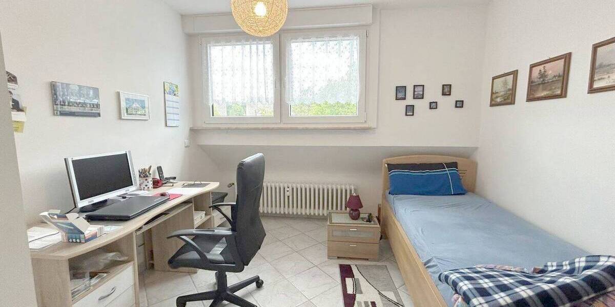 Etagenwohnung Trier / Ehrang Ehrang - 4 Zimmer, 102 m&sup2;, 1.050&euro; | Angebot:26258272