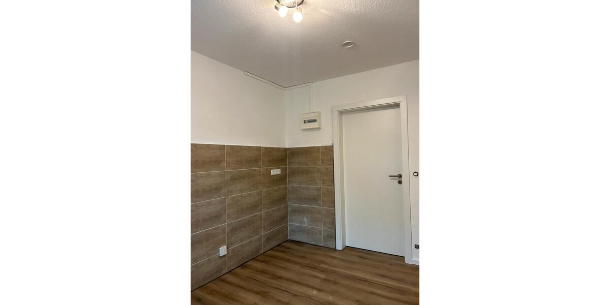 Etagenwohnung Wathlingen - 3 Zimmer, 85 m&sup2;, 1.000&euro; | Angebot:25512108