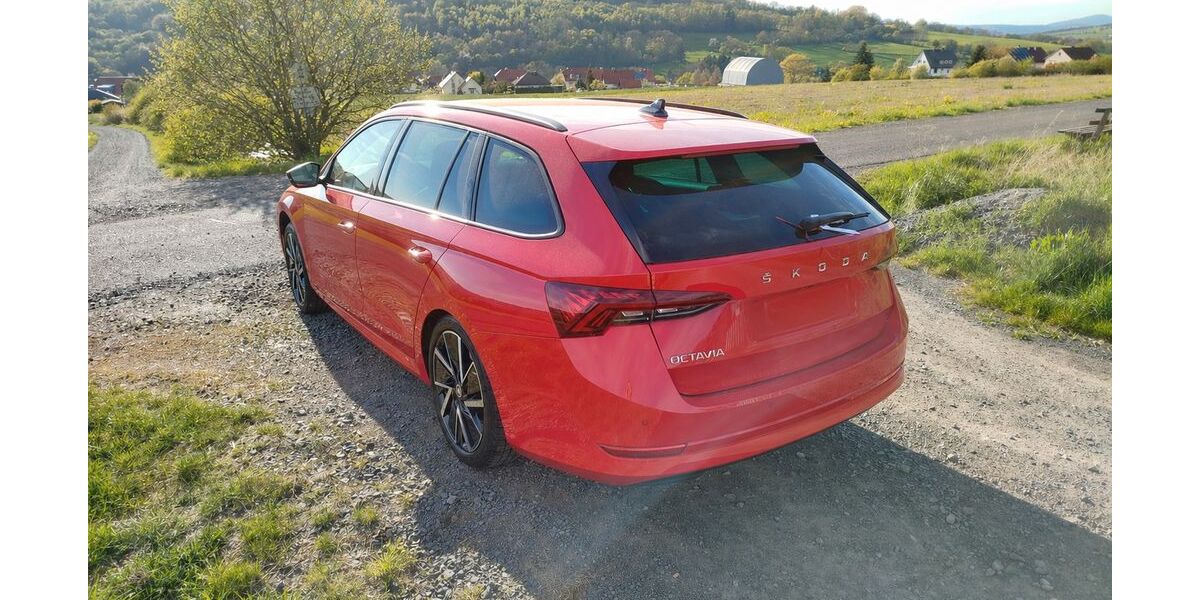 Skoda Octavia 126.500 km 19.900 &euro; Tann 36142