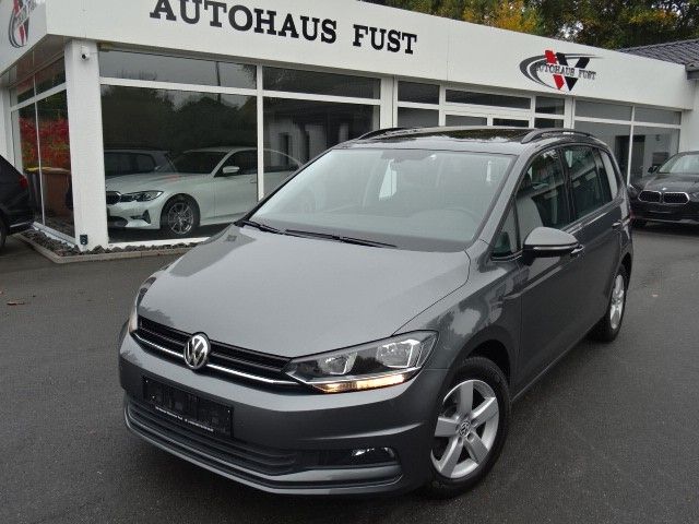 VW Touran 114.000 km 19.990 € Hattert 57644