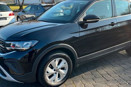VW T-Cross 19.950 km 22.990 € Fahrenbach 74864