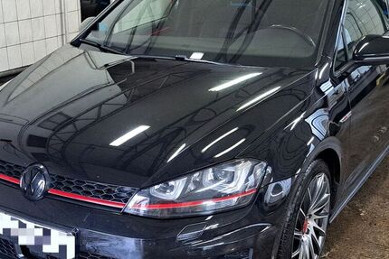 VW Golf