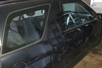 Suzuki Grand Vitara 134.000 km 5.400 &euro; Oppurg 07381