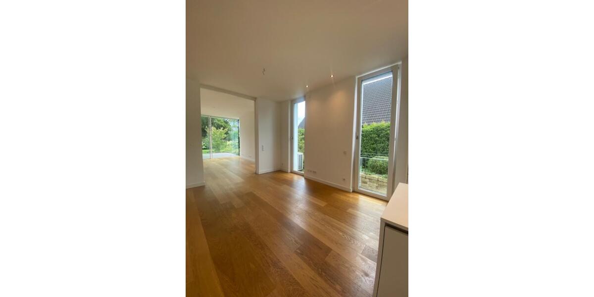 Doppelhaushälfte Düsseldorf Stadtbezirk 5 - 6 Zimmer, 220 m&sup2;, 5.900&euro; | Angebot:25867014