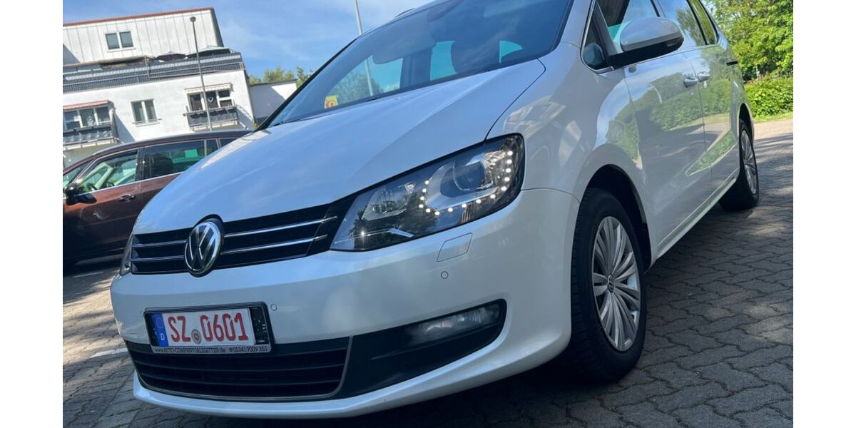 VW Sharan 208.000 km 15.349 &euro; Salzgitter 38226