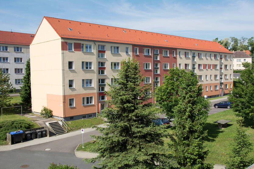 Über der Altstadt wohnen - energieeffiziente Wohnung mit Balkon und Dusche auf dem Plossen