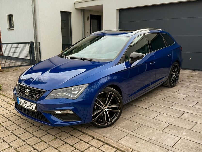Seat Leon 26.622 km 22.999 € Westerheim 87784