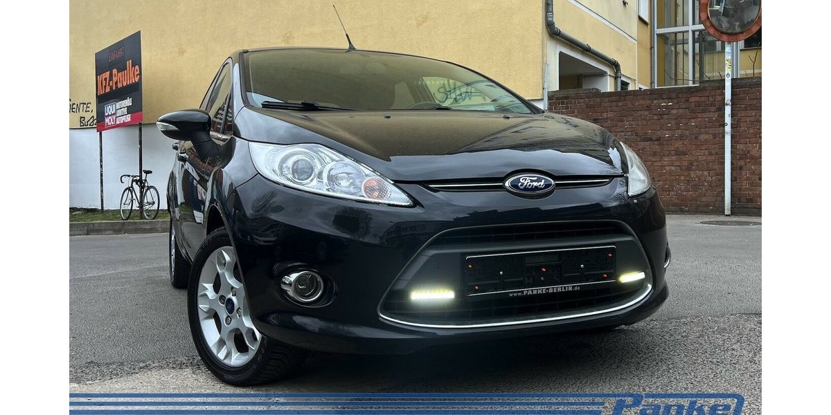 Ford Fiesta Titanium*Keyless*PDC*LED*Tel.*Chrom*GAS* 178.353 km 4.490 &euro; Berlin 13187