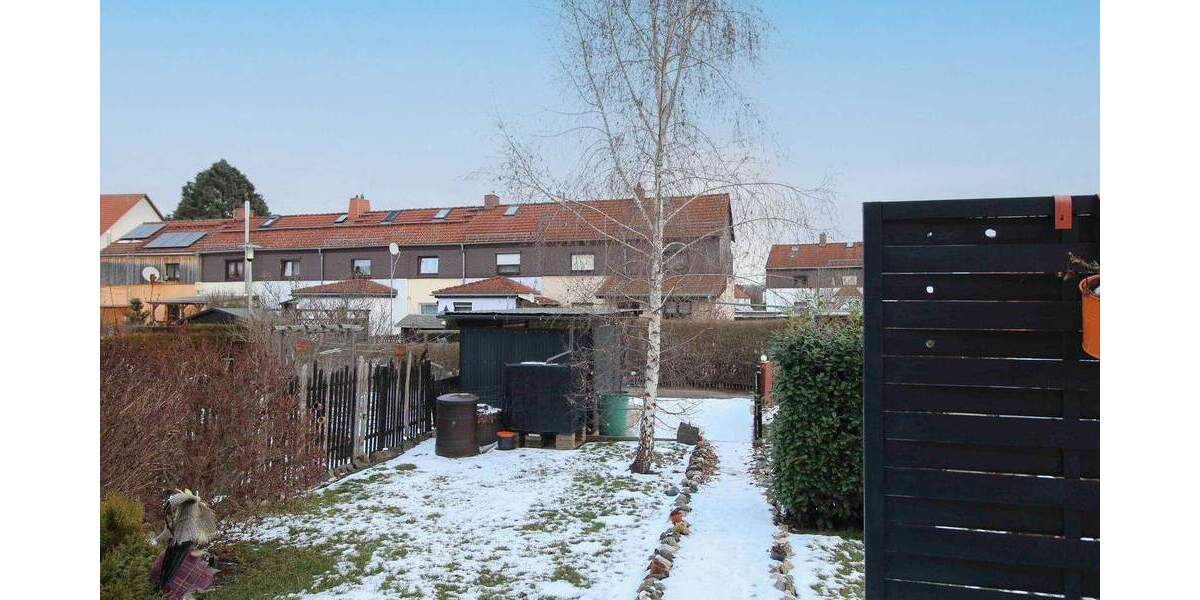 Reihenmittelhaus Zwickau Schedewitz - 3 Zimmer, 80 m&sup2;, 83.000&euro; | Angebot:24793009