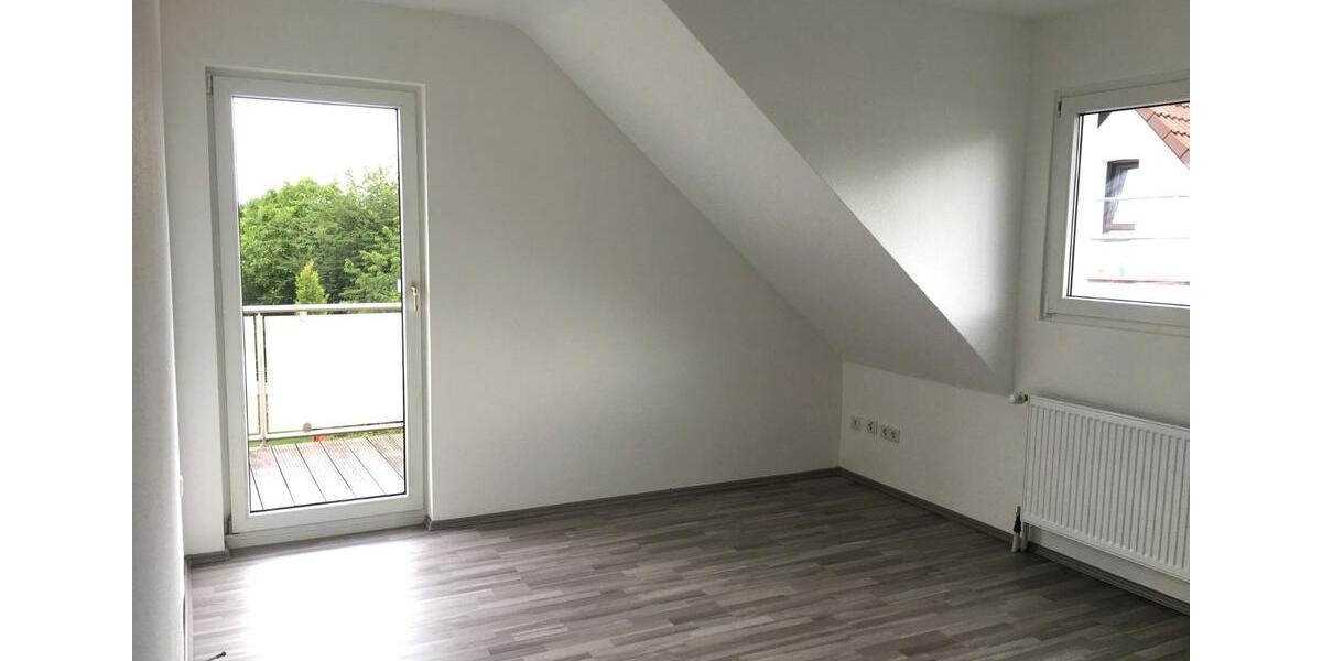 Dachgeschoßwohnung Solingen Burg - 2 Zimmer, 51 m&sup2;, 470&euro; | Angebot:25020322