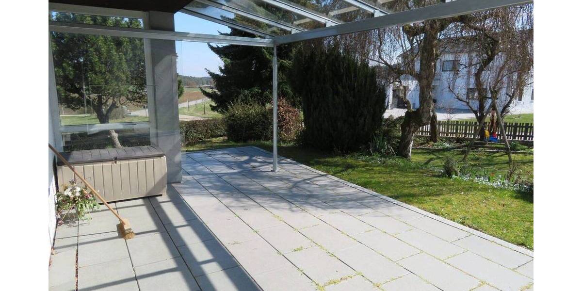 Einfamilienhaus Illschwang Angfeld - 7 Zimmer, 185 m&sup2;, 425.000&euro; | Angebot:26433918