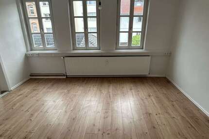 Wohnung Wolfenbüttel Heinrichstadt - 2.5 Zimmer, 59 m&sup2;, 500&euro; | Angebot:26447080