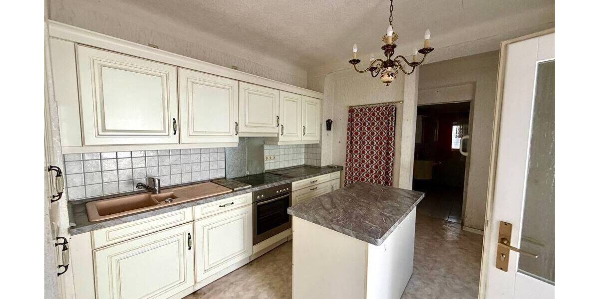 Mehrfamilienhaus, Wohnhaus Saarwellingen Schwarzenholz - 5 Zimmer, 93 m&sup2;, 132.000&euro; | Angebot:26309895
