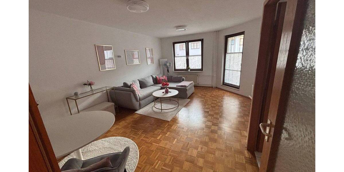 Etagenwohnung Strausberg - 2 Zimmer, 62 m&sup2;, 900&euro; | Angebot:26909016