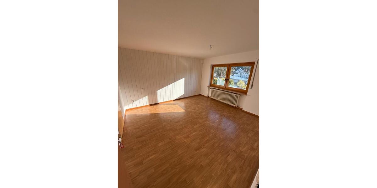 Erdgeschoßwohnung Lenzkirch - 3 Zimmer, 65 m&sup2;, 650&euro; | Angebot:26374902
