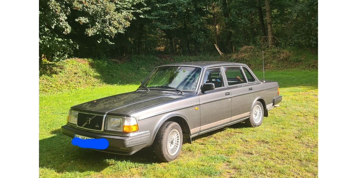 Volvo 240 190.000 km 8.500 &euro; Kiel 24105