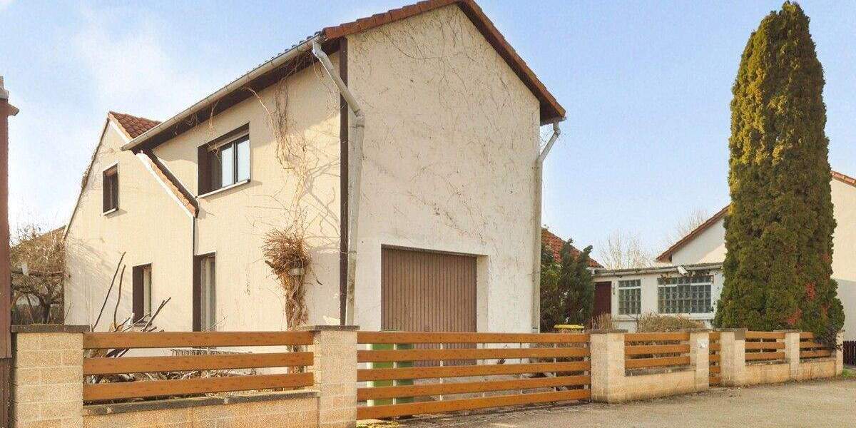 Einfamilienhaus Bad Windsheim - 7 Zimmer, 179 m&sup2;, 329.000&euro; | Angebot:25732870