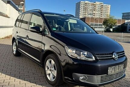 VW Touran 133.000 km 9.999 &euro; Köln 50939