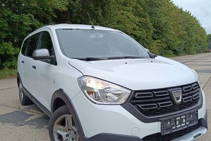 Dacia Lodgy 184.000 km 5.300 &euro; Burow 17089
