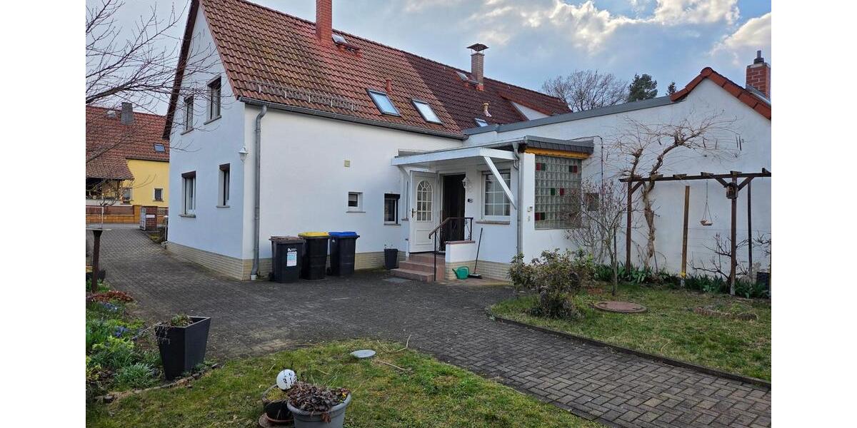 Doppelhaushälfte Radebeul - 4 Zimmer, 80 m&sup2;, 325.000&euro; | Angebot:26256303