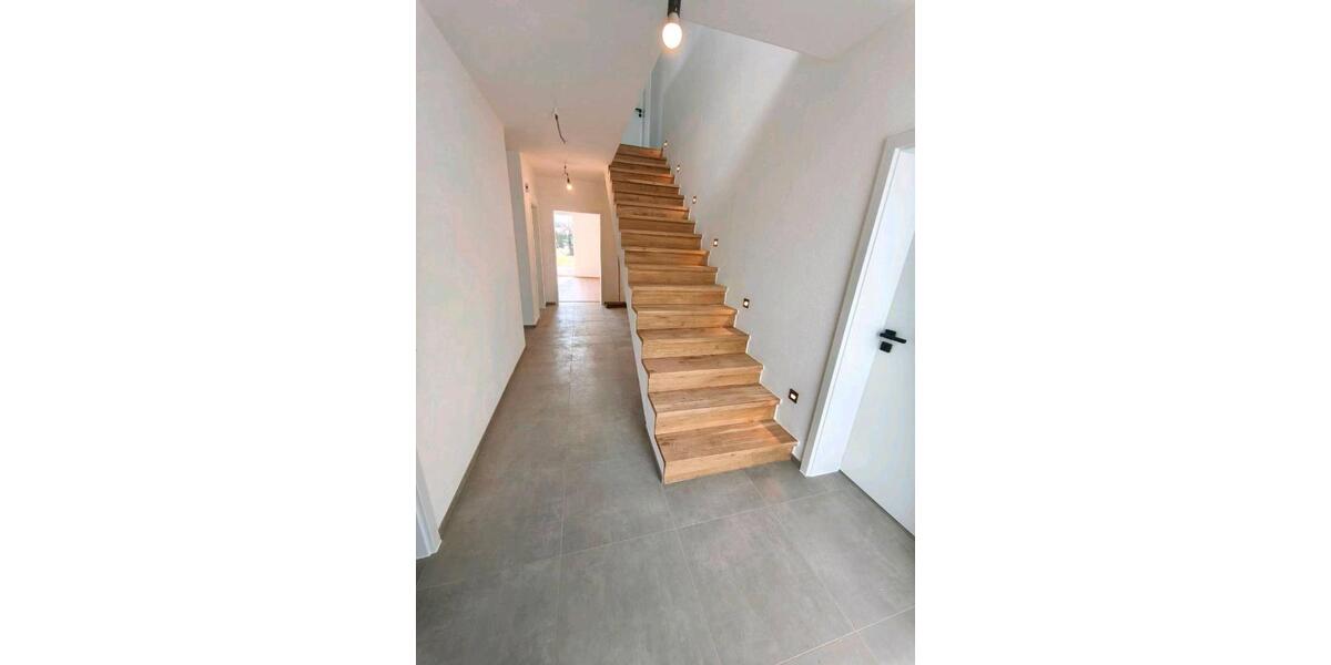Einfamilienhaus Pronsfeld - 6 Zimmer, 180 m&sup2;, 600.000&euro; | Angebot:26148301