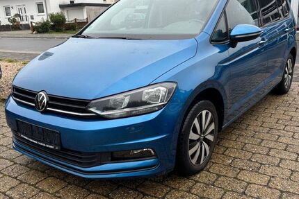 VW Touran 279.097 km 11.999 € Kirchberg 55481