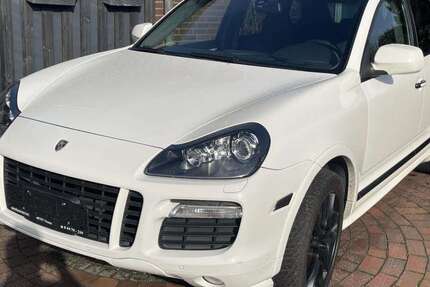 Porsche Cayenne 86.000 km 26.899 &euro; Vrees 49757