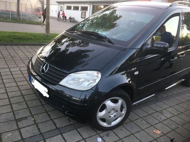 Mercedes-Benz Vaneo 138.000 km 4.999 &euro; München 80999