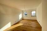 Etagenwohnung Fürth Vach - 3 Zimmer, 108 m&sup2;, 1.480&euro; | Angebot:25699459