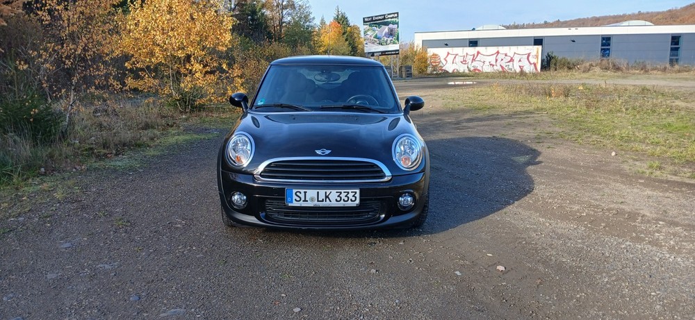 Mini One 61.000 km 8.900 &euro; Siegen 57072