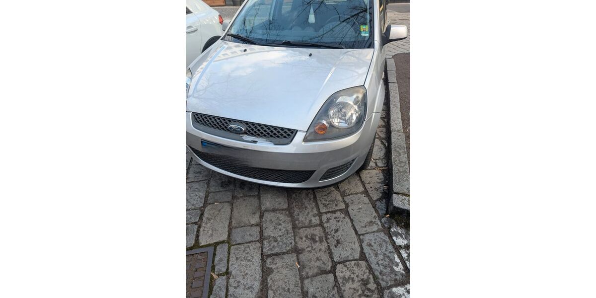 Ford Fiesta 220.000 km 1.000 € Arnstein 97450