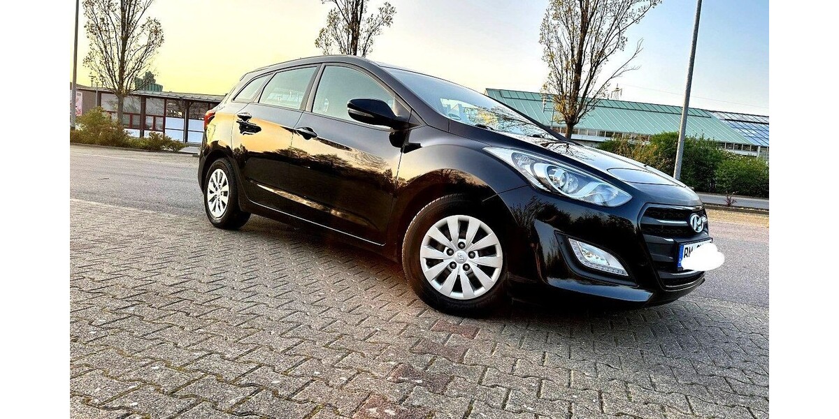 Hyundai i30 200.325 km 5.599 &euro; Frechen 50226
