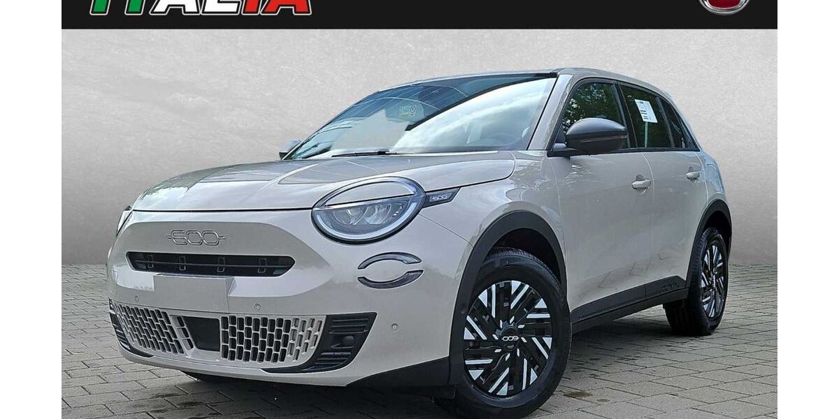 Fiat 600e 18.000 km 22.999 &euro; Regensburg 93059