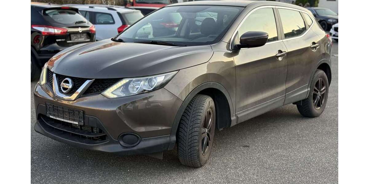 Nissan Qashqai 113.000 km 8.700 &euro; Winterbach 73650