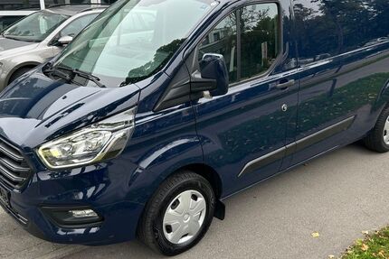 Ford Transit Custom 66.332 km 17.990 € München 81825