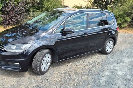 VW Touran 237.000 km 16.000 &euro; Mühlheim am Main 63165