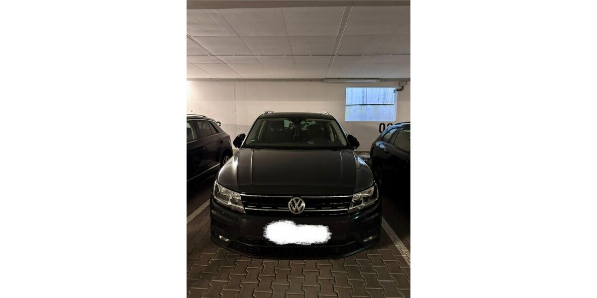 VW Tiguan 75.820 km 21.600 &euro; München 81369