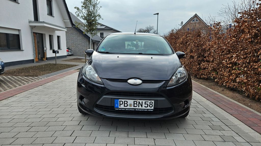 Ford Fiesta 188.000 km 2.100 &euro; Salzkotten 33154