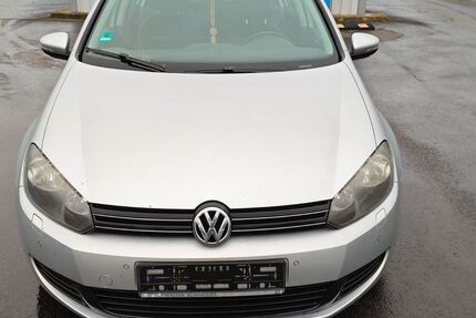 VW Golf 237.000 km 4.400 &euro; Büdingen 63654