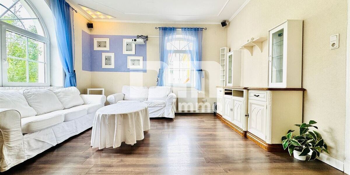Sanierter Wohntraum mit Garten Terrasse und 2 Garagen + vielen Extras - Einfamilienhaus Witzenhausen | Angebot:27244520