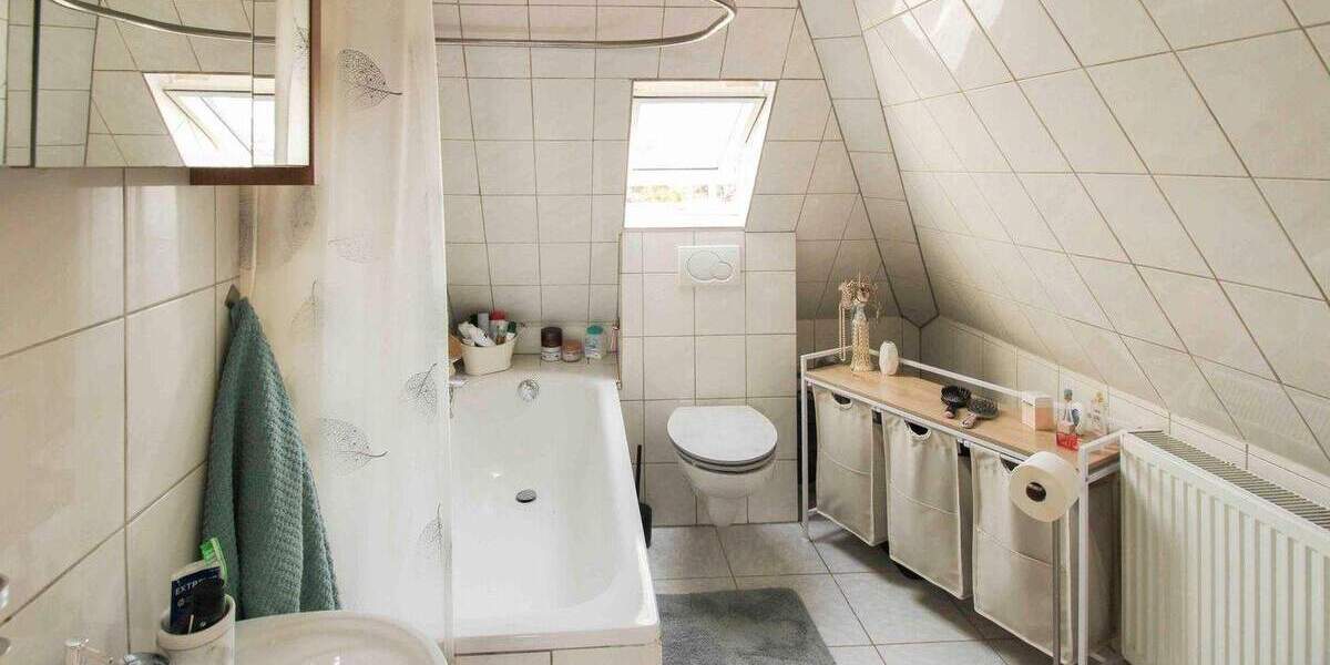 Mehrfamilienhaus, Wohnhaus Reutlingen Nordstadt - 7 Zimmer, 620.000&euro; | Angebot:25911355