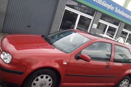 VW Golf 105.000 km 2.222 &euro; Krefeld 47800