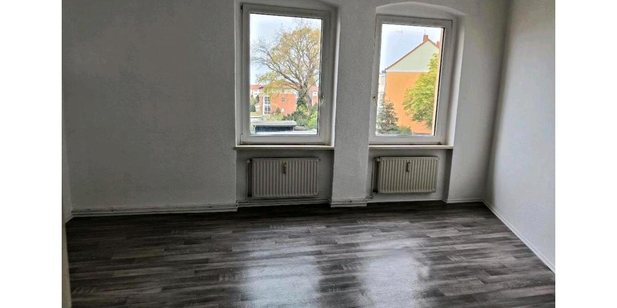 Etagenwohnung Burg - 2 Zimmer, 60 m&sup2;, 350&euro; | Angebot:26407842