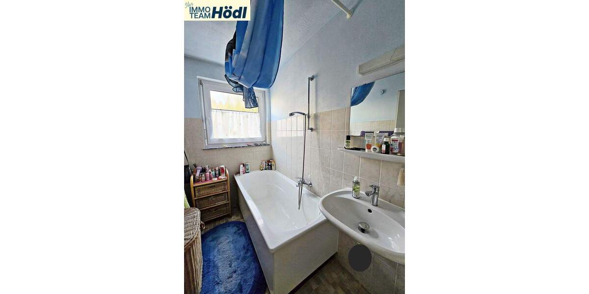 Etagenwohnung Eningen unter Achalm Eningen - 3 Zimmer, 71 m&sup2;, 219.000&euro; | Angebot:25744163