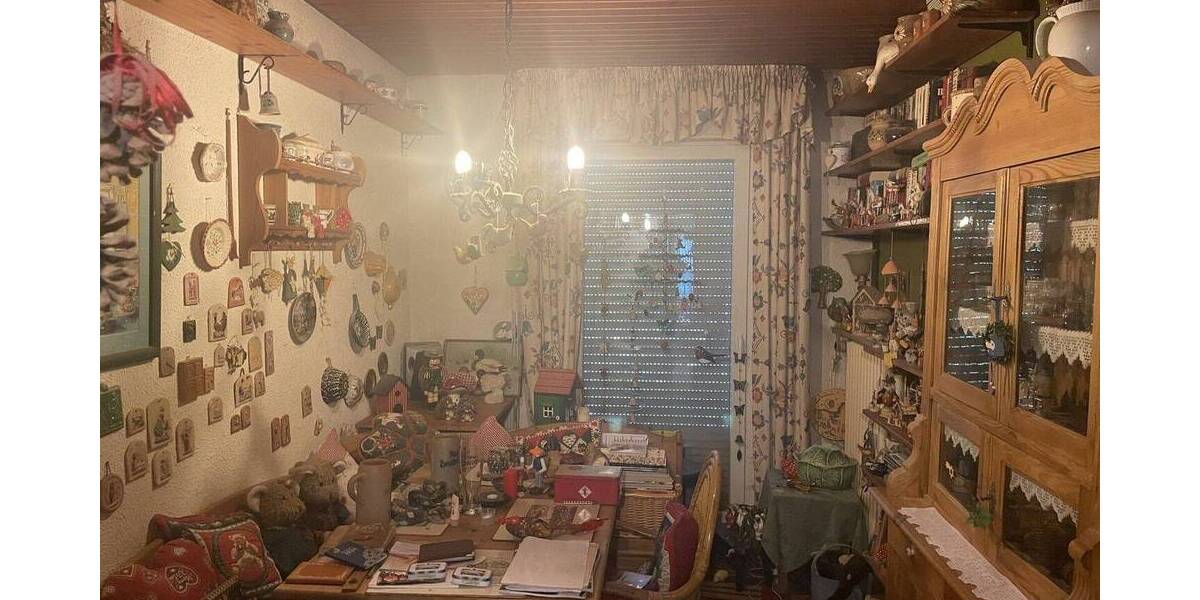 Etagenwohnung Zweibrücken - 6 Zimmer, 179 m&sup2;, 39.000&euro; | Angebot:26450188