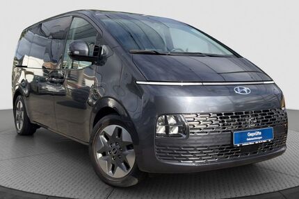 Hyundai STARIA 42.814 km 38.900 &euro; Berlin 12683