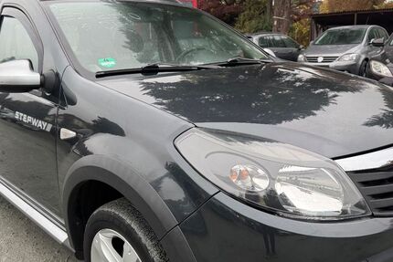 Dacia Sandero 178.892 km 2.788 € Chemnitz 09125