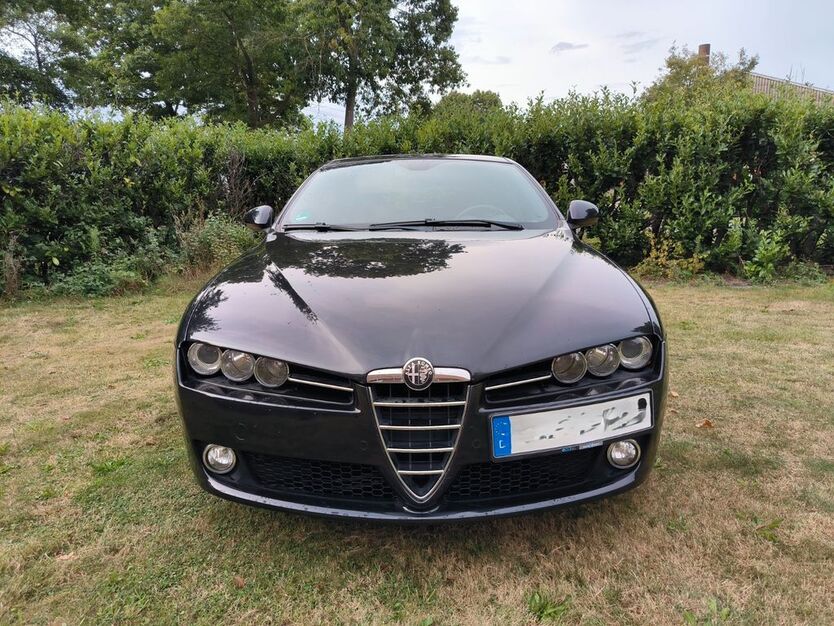 Alfa Romeo 159 237.000 km 4.950 € Sustrum 49762